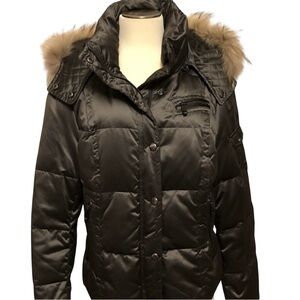 EUC! Andrew Marc Down Filled real fur trimmed hooded jacket. Size XL Brown